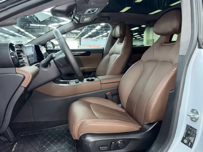 2023 Leapmotor C01 1.5L 95HP L4 REEV 43.7KWH,autocango,china used car exporter,china ev exporter,chinese used car exporter,chinese used ev exporter