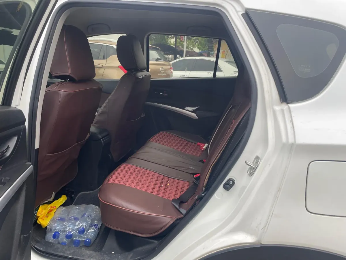 2017 Suzuki SX4 S-Cross 1.6L 122HP L4 5MT,autocango,china used car exporter,china ev exporter,chinese used car exporter,chinese used ev exporter