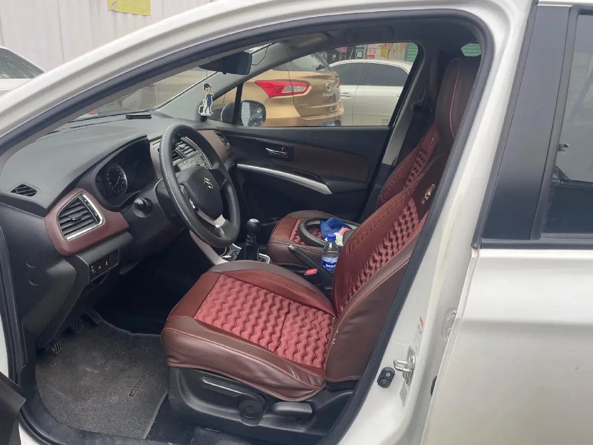 2017 Suzuki SX4 S-Cross 1.6L 122HP L4 5MT,autocango,china used car exporter,china ev exporter,chinese used car exporter,chinese used ev exporter