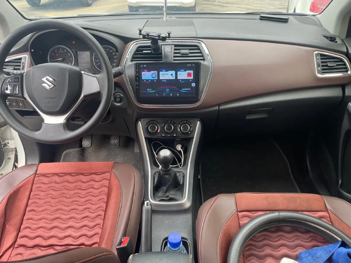 2017 Suzuki SX4 S-Cross 1.6L 122HP L4 5MT,autocango,china used car exporter,china ev exporter,chinese used car exporter,chinese used ev exporter