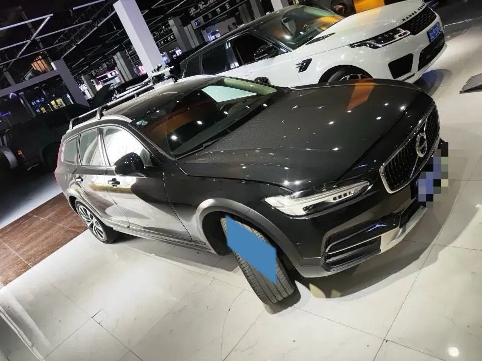 2017 Volvo V90 2.0T 254HP L4 8AT,autocango,china used car exporter,china ev exporter,chinese used car exporter,chinese used ev exporter