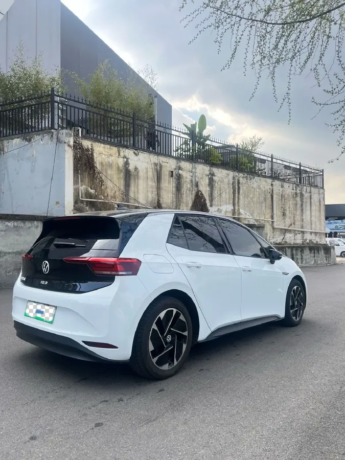 2023 Volkswagen Golf 1.4T 150HP L4 7DCT,autocango,china used car exporter,china ev exporter,chinese used car exporter,chinese used ev exporter