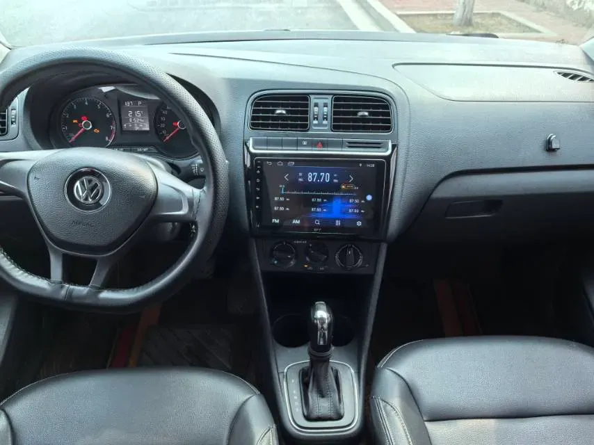 2016 Volkswagen Polo 1.4L 90HP L4 6AT,autocango,china used car exporter,china ev exporter,chinese used car exporter,chinese used ev exporter