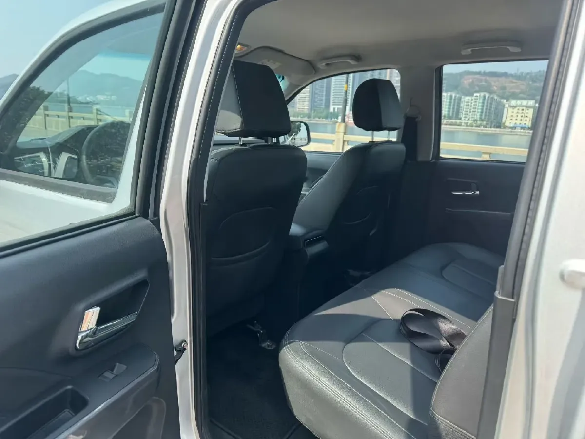 2021 Great Wall Wingle 5 2.0T 139HP L4 6MT,autocango,china used car exporter,china ev exporter,chinese used car exporter,chinese used ev exporter