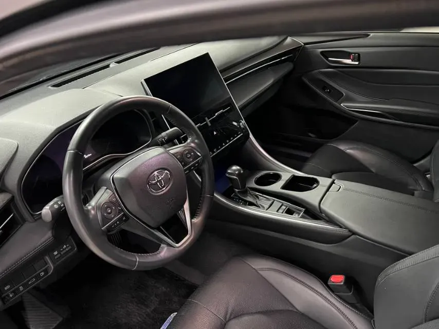 2023 Toyota Avalon 2.0L 177HP L4 CVT,autocango,china used car exporter,china ev exporter,chinese used car exporter,chinese used ev exporter