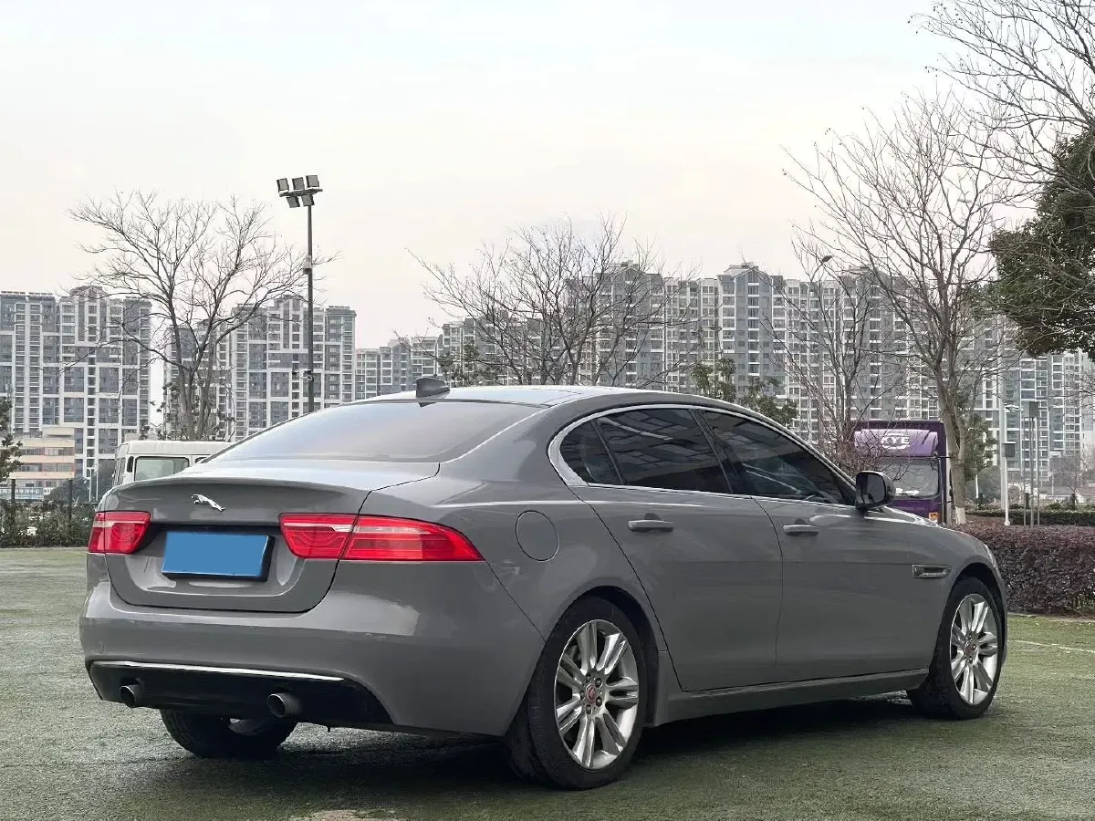 2018 Jaguar XEL 2.0T 200HP L4 8AT,autocango,china used car exporter,china ev exporter,chinese used car exporter,chinese used ev exporter