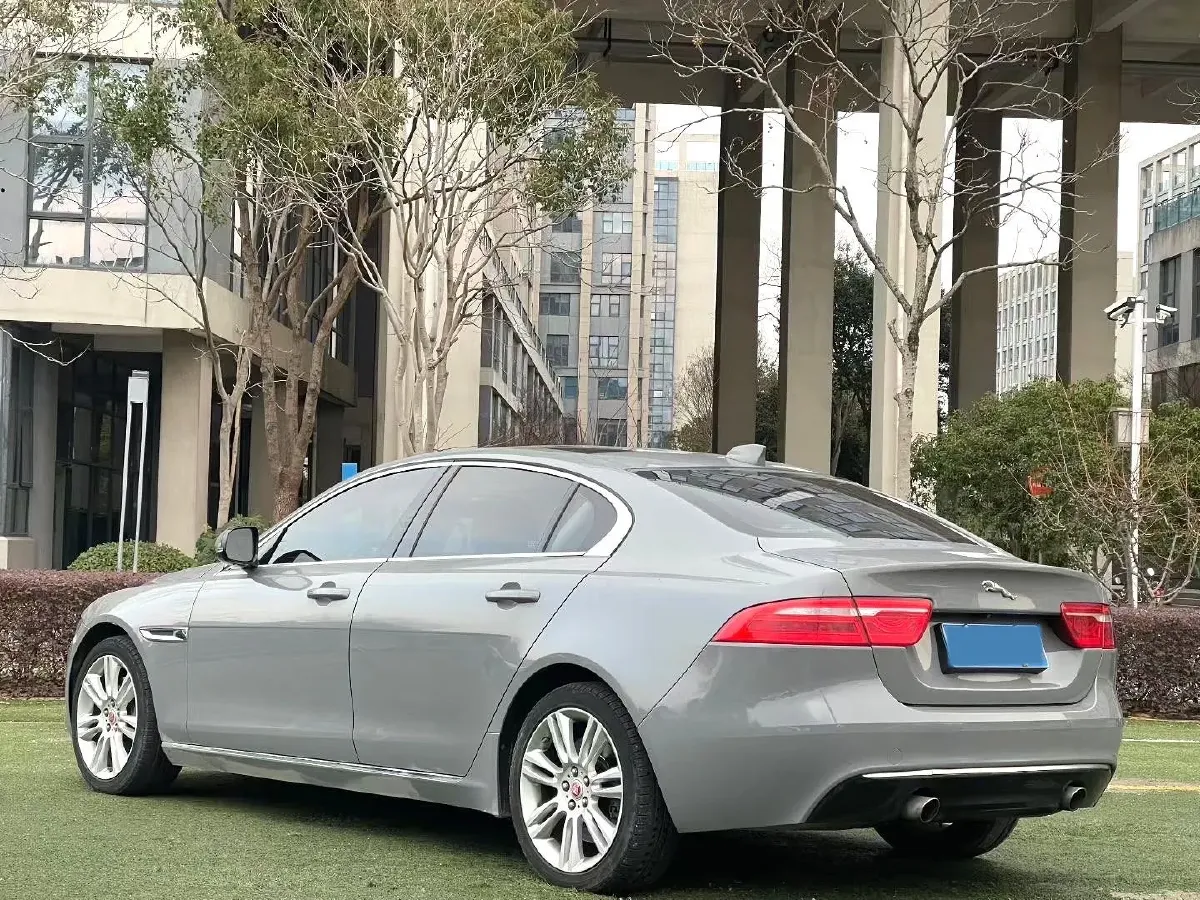 2018 Jaguar XEL 2.0T 200HP L4 8AT,autocango,china used car exporter,china ev exporter,chinese used car exporter,chinese used ev exporter