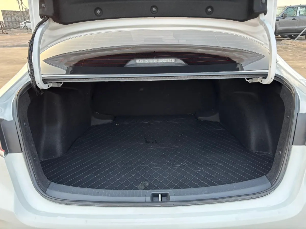 2023 Toyota Corolla 1.2T 116HP L4 CVT,autocango,china used car exporter,china ev exporter,chinese used car exporter,chinese used ev exporter