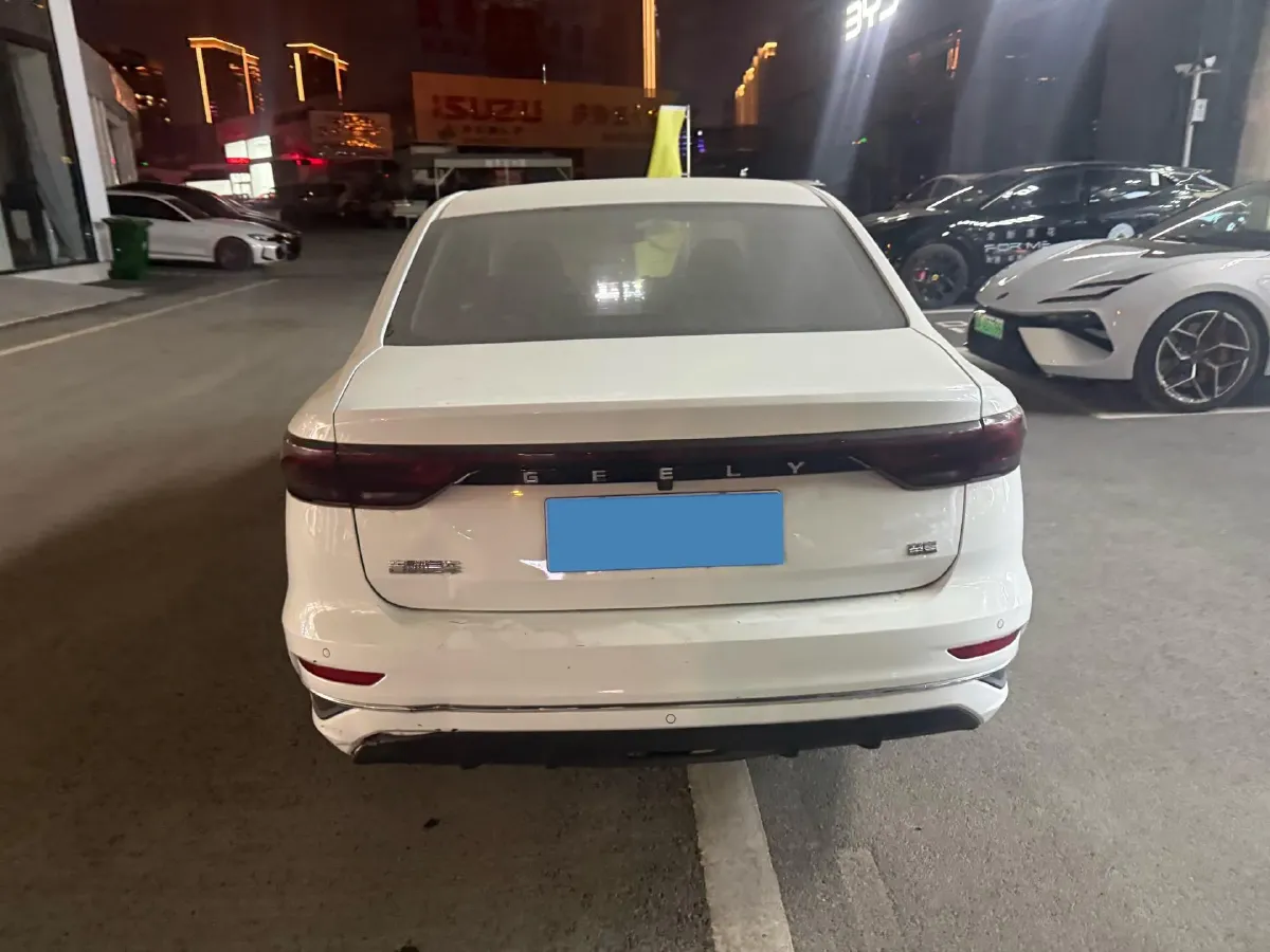 2022 Geely Emgrand 1.5L 114HP L4 CVT,autocango,china used car exporter,china ev exporter,chinese used car exporter,chinese used ev exporter