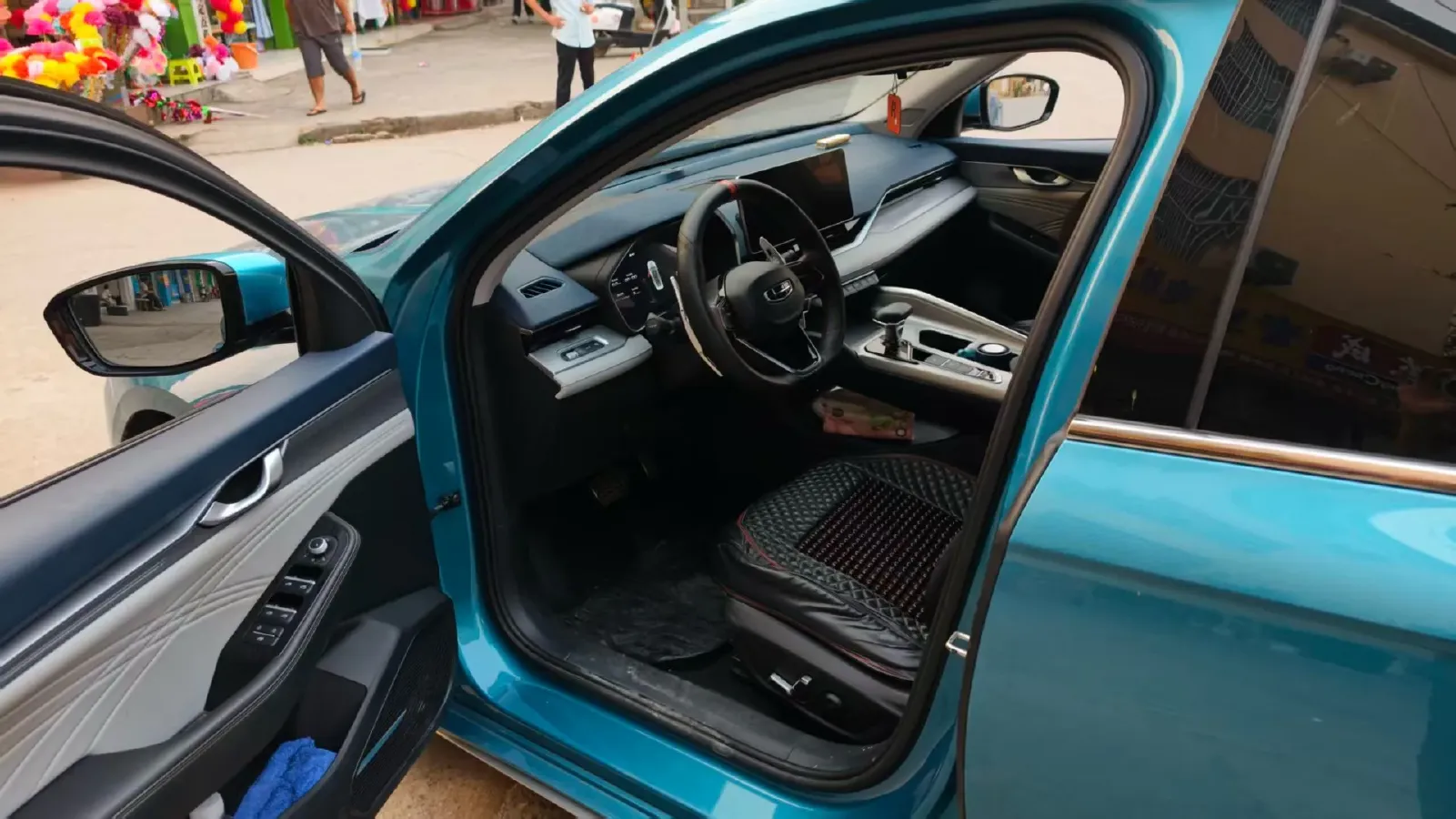 2021 Geely Preface 2.0T 190HP L4 7DCT,autocango,china used car exporter,china ev exporter,chinese used car exporter,chinese used ev exporter