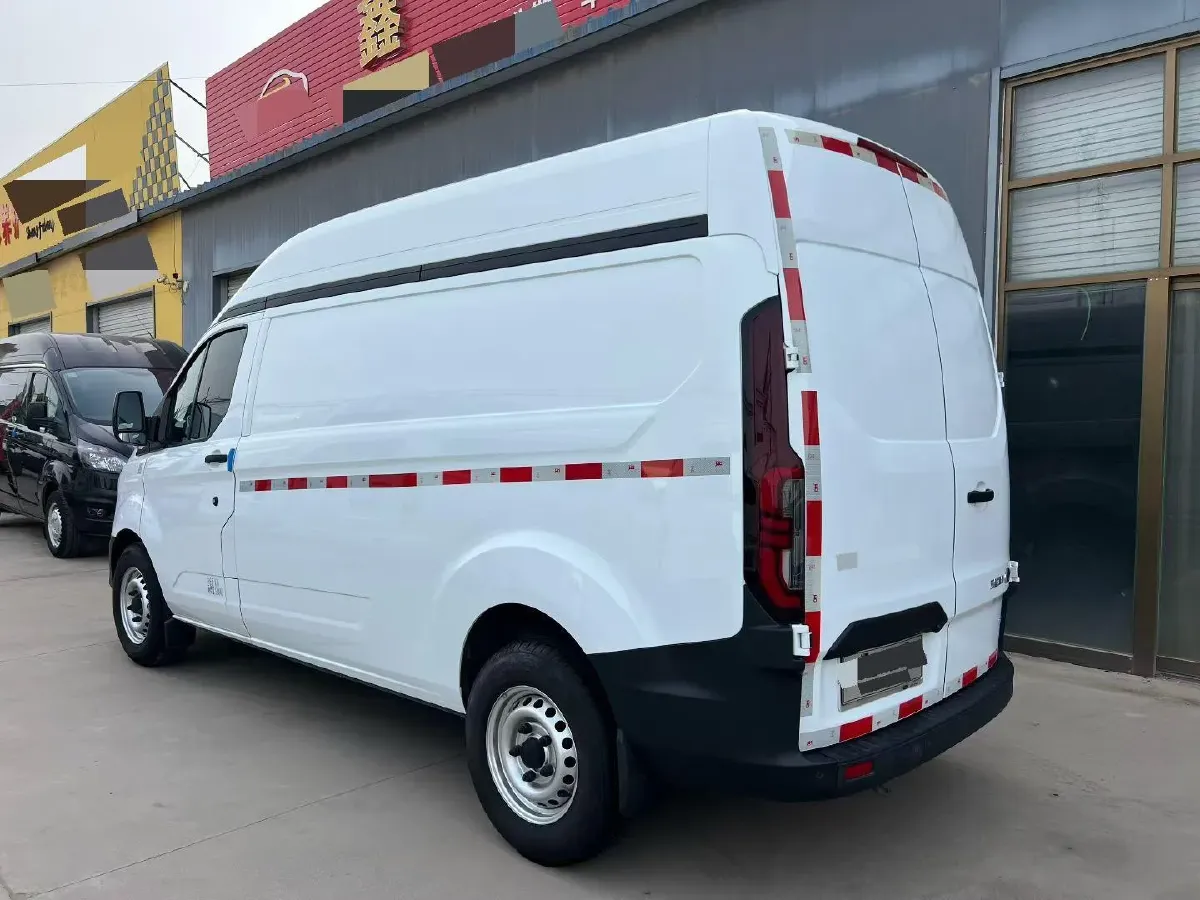 2023 Ford Transit 2.0T 143HP L4 5MT,autocango,china used car exporter,china ev exporter,chinese used car exporter,chinese used ev exporter