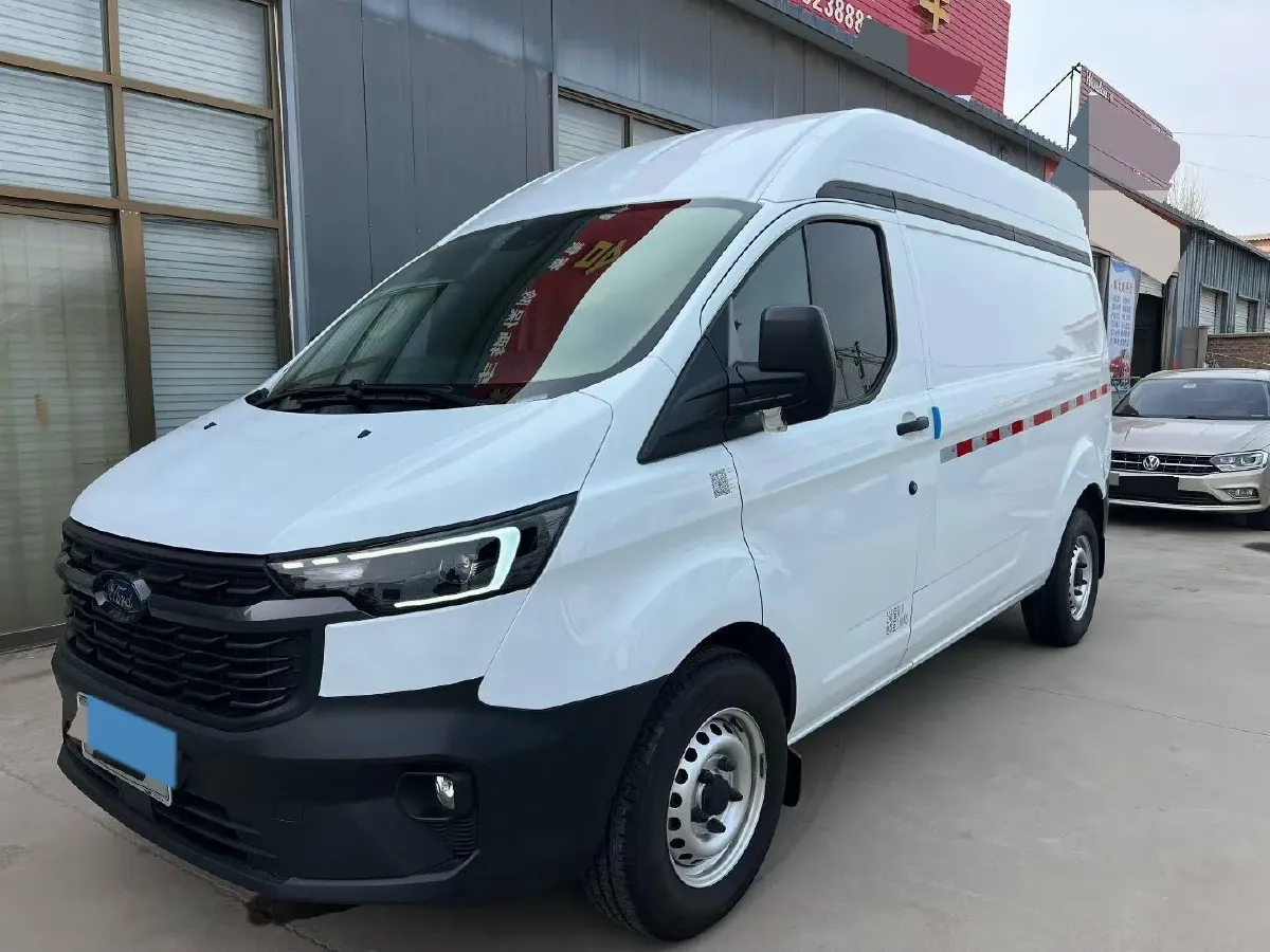 2023 Ford Transit 2.0T 143HP L4 5MT,autocango,china used car exporter,china ev exporter,chinese used car exporter,chinese used ev exporter