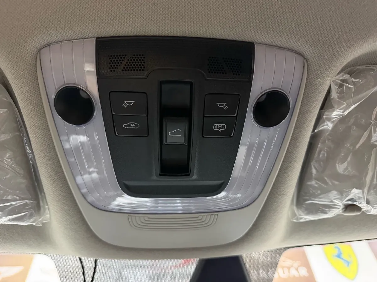 2023 Kia Seltos 1.5L 115HP L4 CVT,autocango,china used car exporter,china ev exporter,chinese used car exporter,chinese used ev exporter