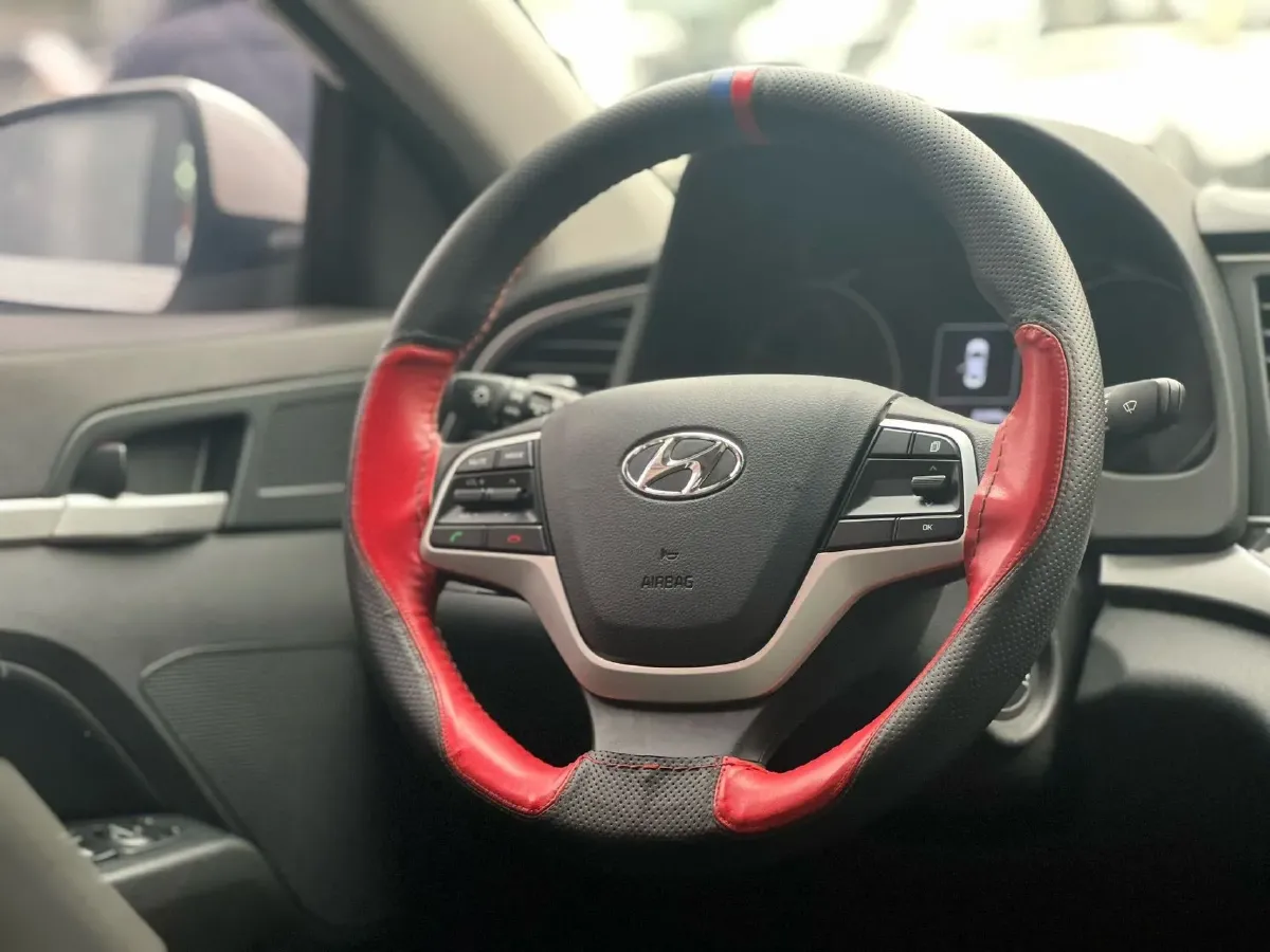 2018 Hyundai Elantra 1.6L 130HP L4 6AT,autocango,china used car exporter,china ev exporter,chinese used car exporter,chinese used ev exporter