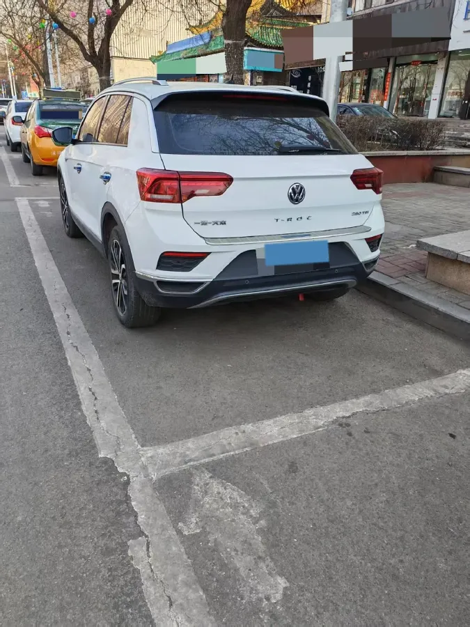 2020 Volkswagen T-Roc 1.4T 150HP L4 7DCT,autocango,china used car exporter,china ev exporter,chinese used car exporter,chinese used ev exporter