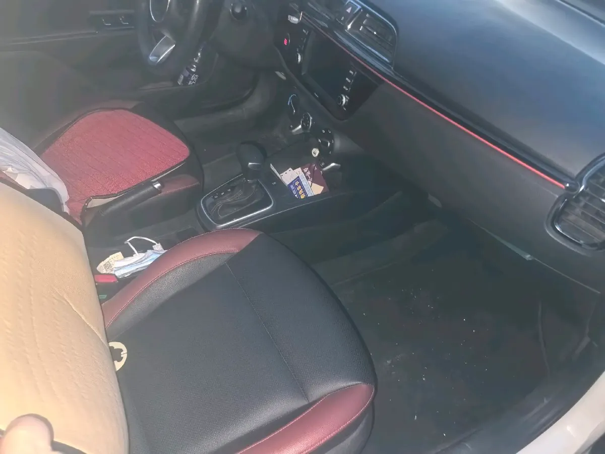 2017 Kia KX Cross 1.4L 100HP L4 6AT,autocango,china used car exporter,china ev exporter,chinese used car exporter,chinese used ev exporter