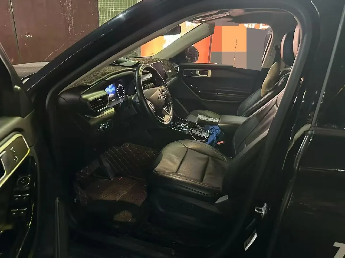 2020 Ford Explorer 2.3T 276HP L4 10AT,autocango,china used car exporter,china ev exporter,chinese used car exporter,chinese used ev exporter