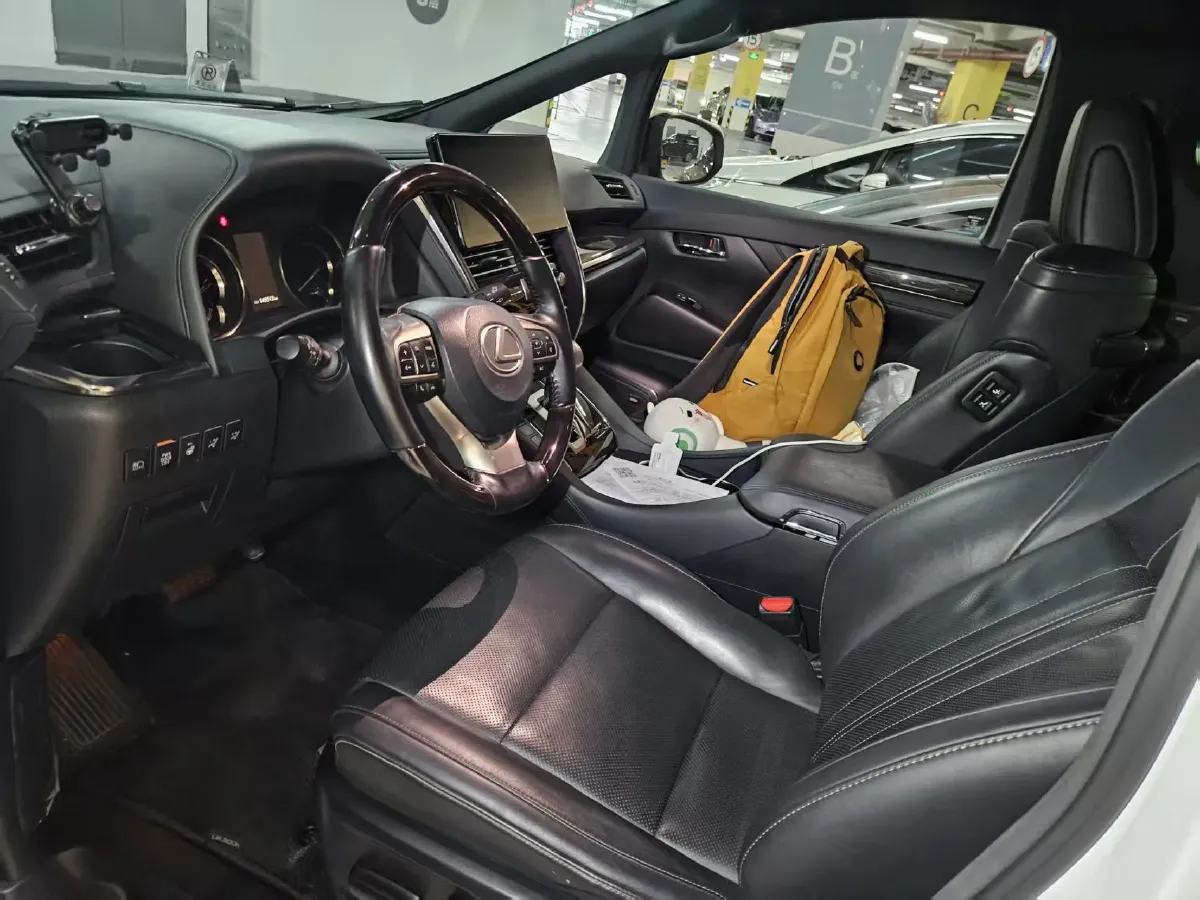 2020 Lexus LM 2.5L 117HP L4 E-CVT Hybrid,autocango,china used car exporter,china ev exporter,chinese used car exporter,chinese used ev exporter