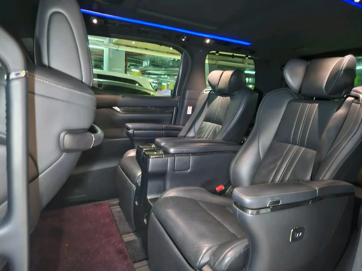 2020 Lexus LM 2.5L 117HP L4 E-CVT Hybrid,autocango,china used car exporter,china ev exporter,chinese used car exporter,chinese used ev exporter