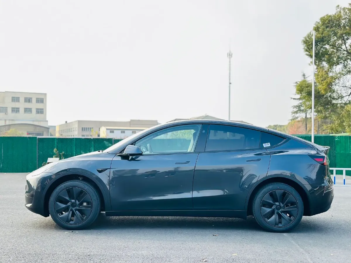 2024 Iveco OuSheng BEV 77.28KWH,autocango,china used car exporter,china ev exporter,chinese used car exporter,chinese used ev exporter