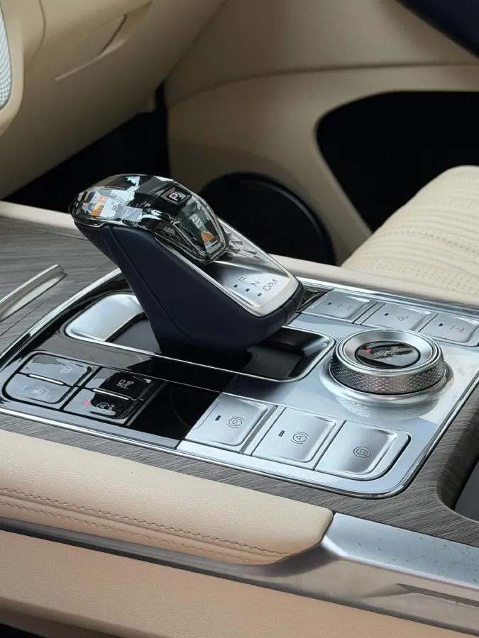 2022 Tank 500 3.0T 360HP V6 9AT,autocango,china used car exporter,china ev exporter,chinese used car exporter,chinese used ev exporter