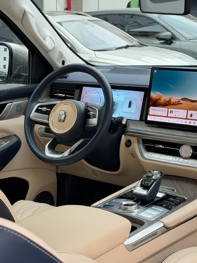 2022 Tank 500 3.0T 360HP V6 9AT,autocango,china used car exporter,china ev exporter,chinese used car exporter,chinese used ev exporter