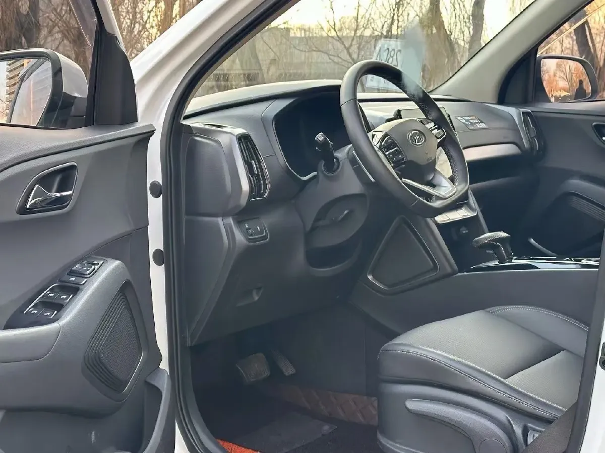 2021 Hyundai ix35 1.4T 140HP L4 7DCT,autocango,china used car exporter,china ev exporter,chinese used car exporter,chinese used ev exporter