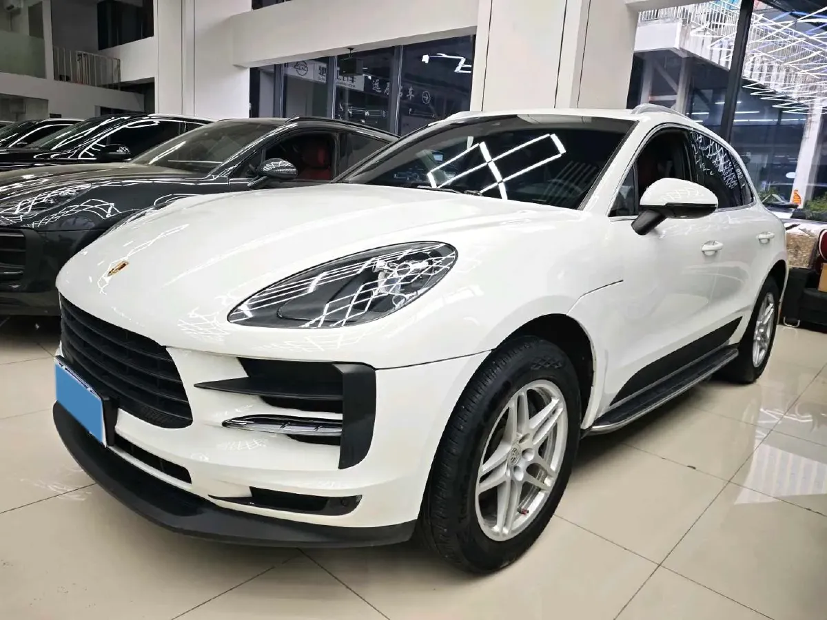 2018 Porsche Macan 2.0T 252HP L4 7DCT,autocango,china used car exporter,china ev exporter,chinese used car exporter,chinese used ev exporter