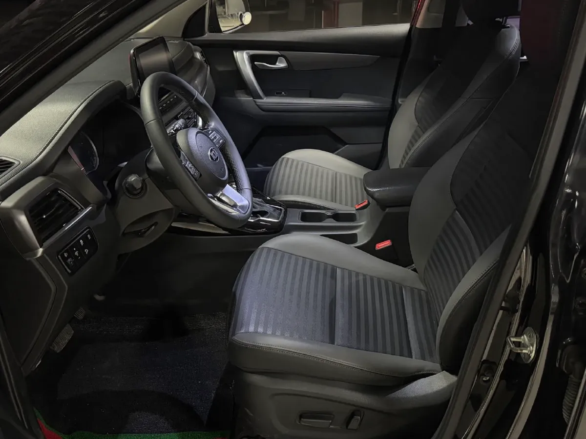 2019 Kia Sportage R 2.0L 160HP L4 6AT,autocango,china used car exporter,china ev exporter,chinese used car exporter,chinese used ev exporter