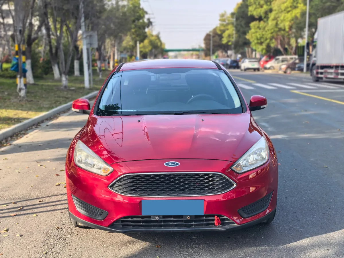 2018 Ford Focus 1.6L 125HP L4 6DCT,autocango,china used car exporter,china ev exporter,chinese used car exporter,chinese used ev exporter