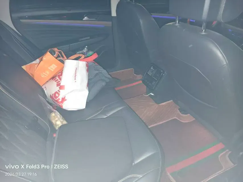 2019 Volvo V40 1.5T 152HP L4 6AT,autocango,china used car exporter,china ev exporter,chinese used car exporter,chinese used ev exporter