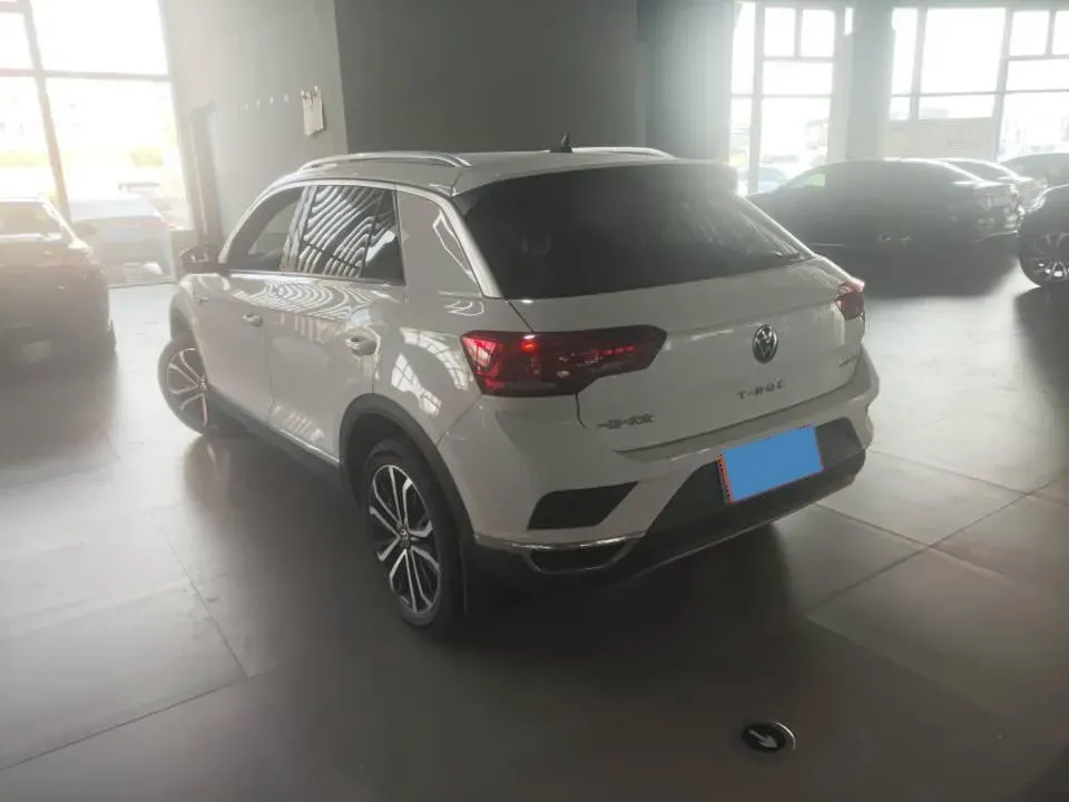 2021 Volkswagen T-Roc 1.4T 150HP L4 7DCT,autocango,china used car exporter,china ev exporter,chinese used car exporter,chinese used ev exporter