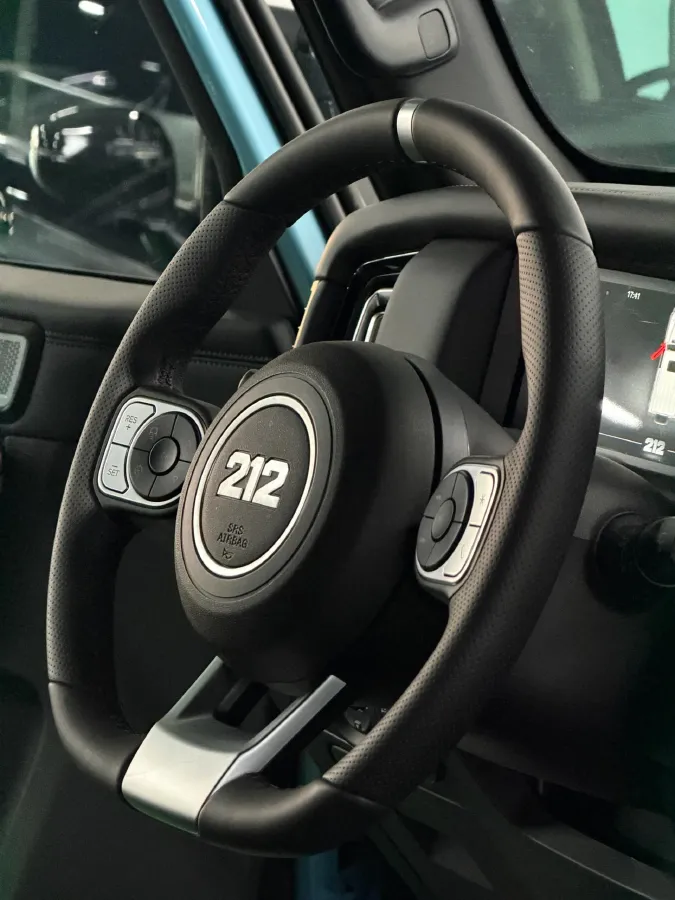 2025 212 212 T01 2.0T 252HP L4 8AT,autocango,china used car exporter,china ev exporter,chinese used car exporter,chinese used ev exporter