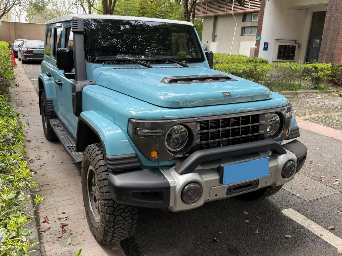 2025 212 212 T01 2.0T 252HP L4 8AT,autocango,china used car exporter,china ev exporter,chinese used car exporter,chinese used ev exporter