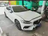 2023 Volvo S60 2.0T 197HP L4 7DCT