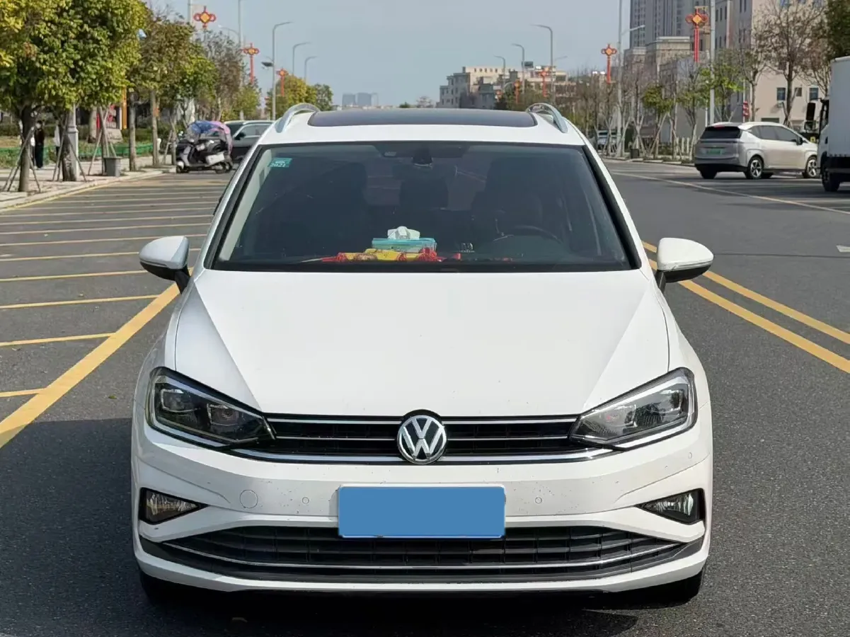 2019 Volkswagen Golf Sportsvan 1.4T 150HP L4 7DCT,autocango,china used car exporter,china ev exporter,chinese used car exporter,chinese used ev exporter