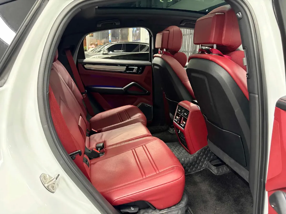 2023 Porsche Cayenne 3.0T 340HP V6 8AT,autocango,china used car exporter,china ev exporter,chinese used car exporter,chinese used ev exporter