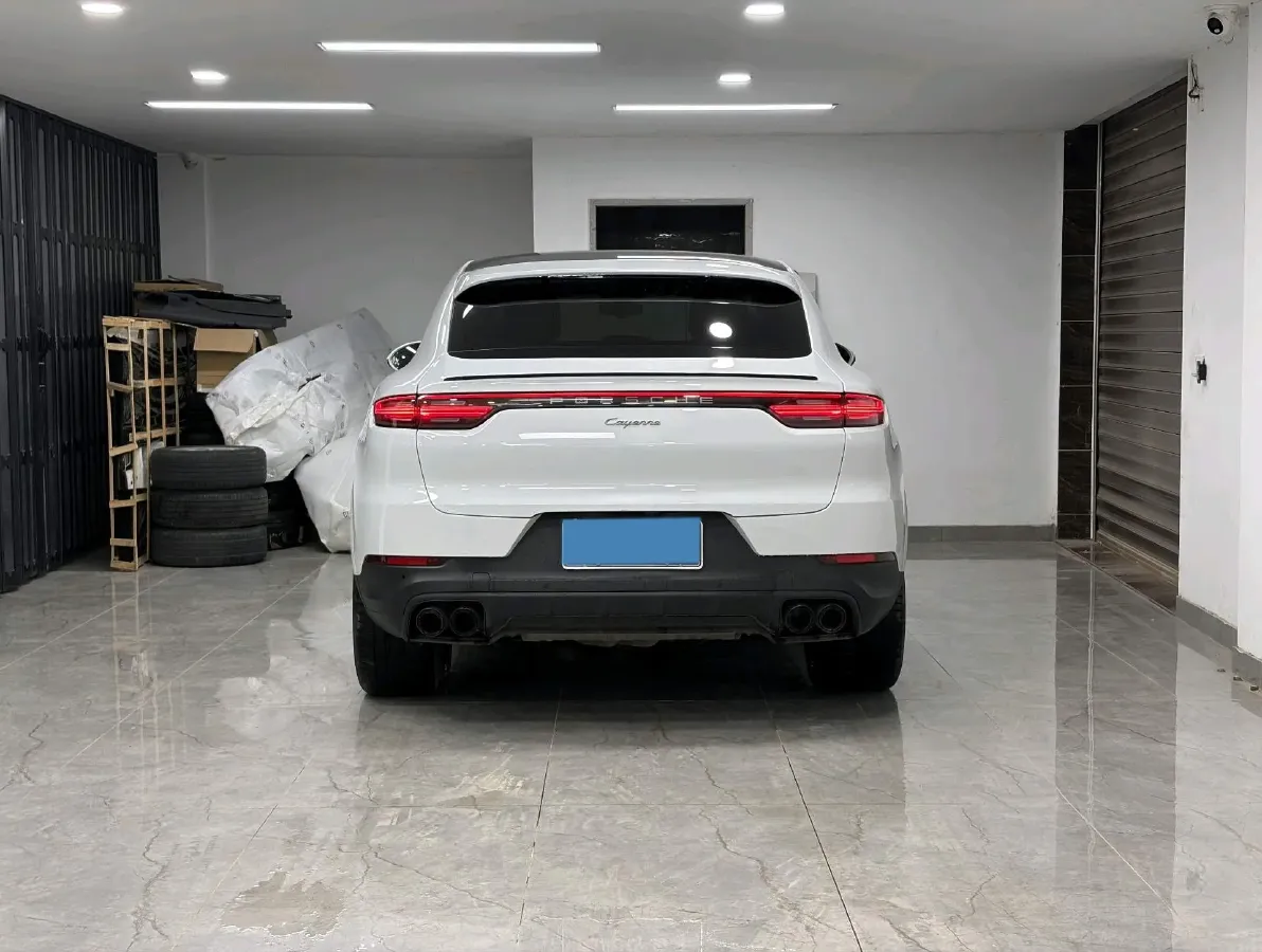 2023 Porsche Cayenne 3.0T 340HP V6 8AT,autocango,china used car exporter,china ev exporter,chinese used car exporter,chinese used ev exporter
