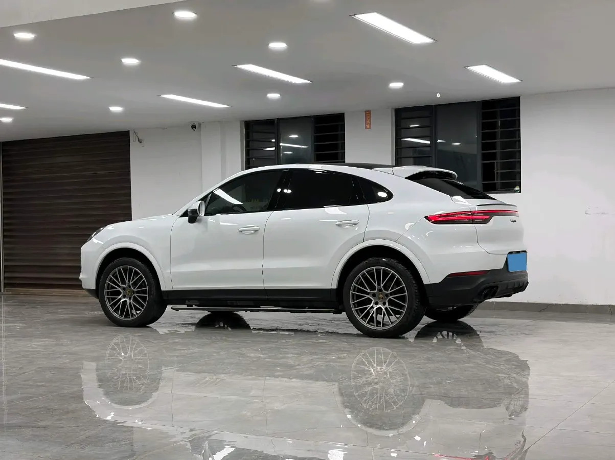 2023 Porsche Cayenne 3.0T 340HP V6 8AT,autocango,china used car exporter,china ev exporter,chinese used car exporter,chinese used ev exporter