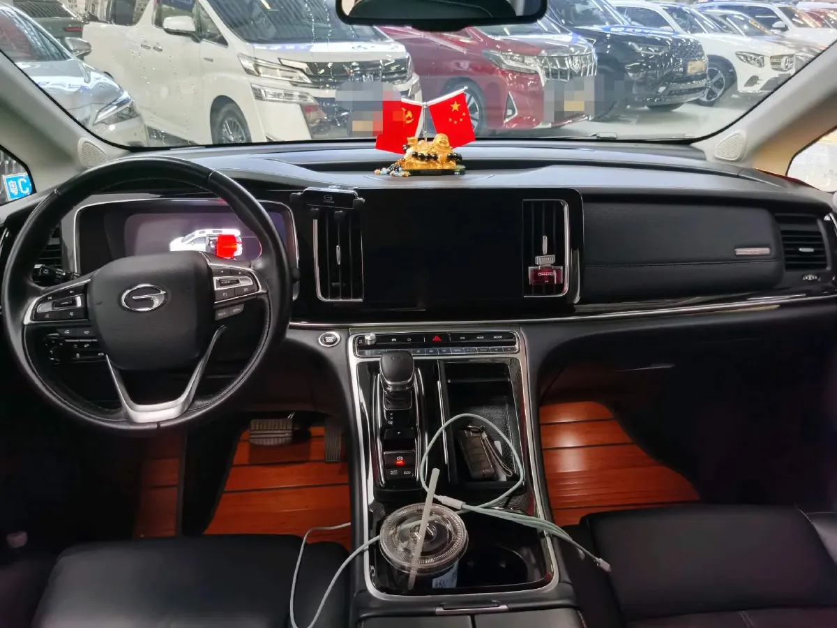 2021 GAC Trumpchi M8 2.0T 252HP L4 8AT,autocango,china used car exporter,china ev exporter,chinese used car exporter,chinese used ev exporter