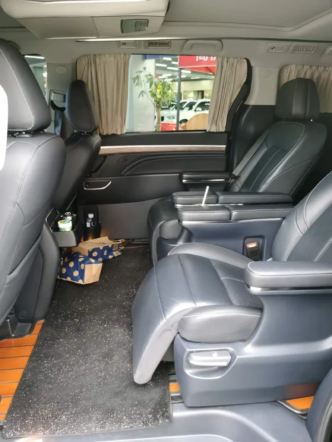 2021 GAC Trumpchi M8 2.0T 252HP L4 8AT,autocango,china used car exporter,china ev exporter,chinese used car exporter,chinese used ev exporter