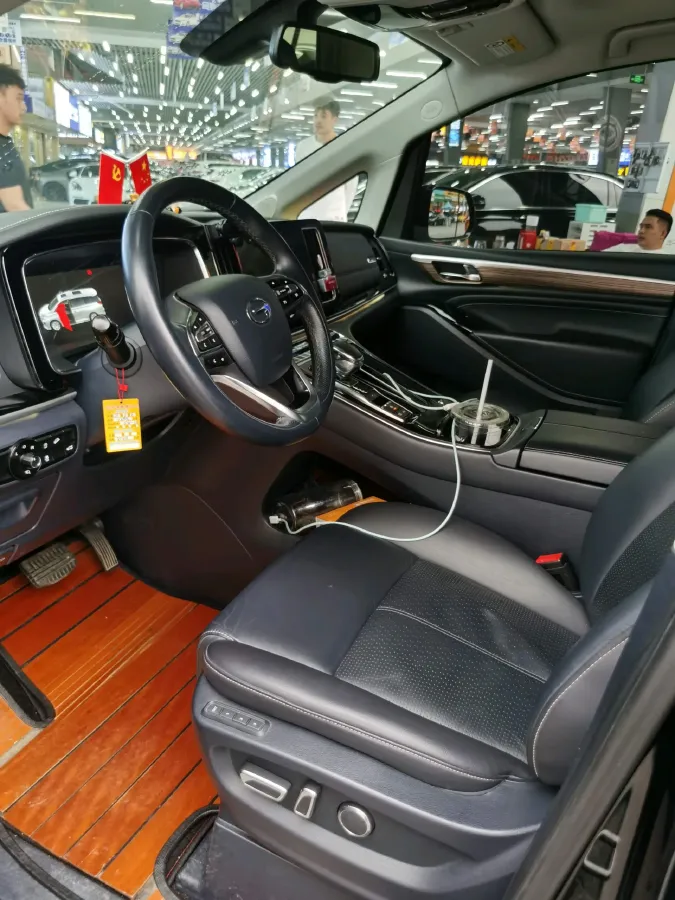 2021 GAC Trumpchi M8 2.0T 252HP L4 8AT,autocango,china used car exporter,china ev exporter,chinese used car exporter,chinese used ev exporter