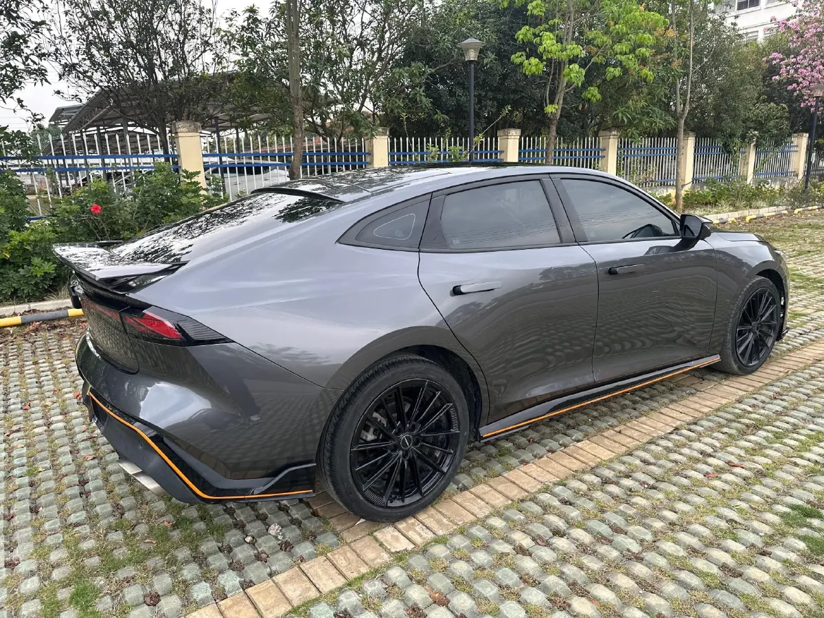 2022 ChangAn UNI-V 1.5T 188HP L4 7DCT,autocango,china used car exporter,china ev exporter,chinese used car exporter,chinese used ev exporter