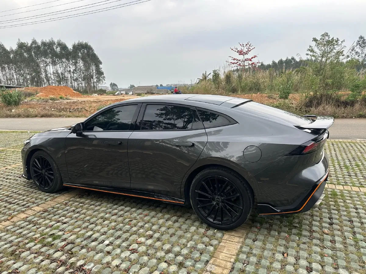 2022 ChangAn UNI-V 1.5T 188HP L4 7DCT,autocango,china used car exporter,china ev exporter,chinese used car exporter,chinese used ev exporter