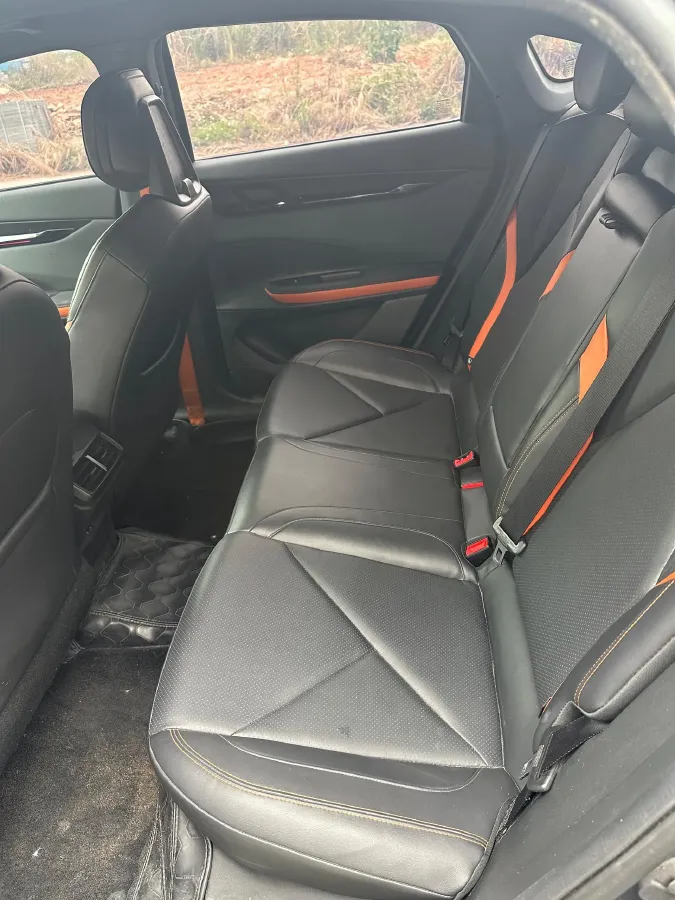 2022 ChangAn UNI-V 1.5T 188HP L4 7DCT,autocango,china used car exporter,china ev exporter,chinese used car exporter,chinese used ev exporter