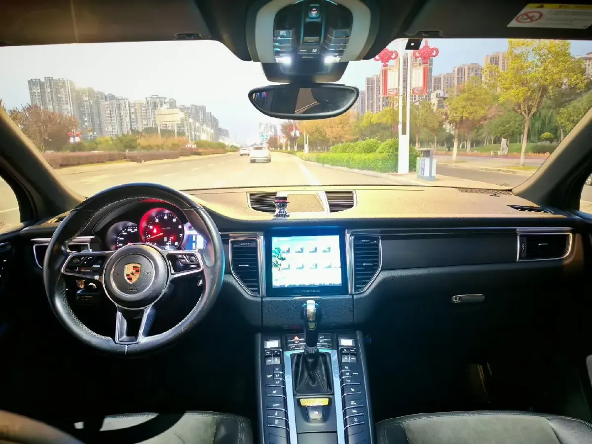 2018 Porsche Macan 3.0T 354HP V6 7DCT,autocango,china used car exporter,china ev exporter,chinese used car exporter,chinese used ev exporter