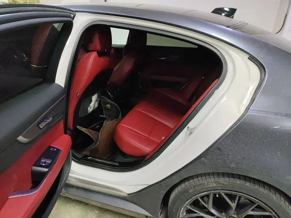 2021 Jaguar XEL 2.0T 250HP L4 8AT,autocango,china used car exporter,china ev exporter,chinese used car exporter,chinese used ev exporter