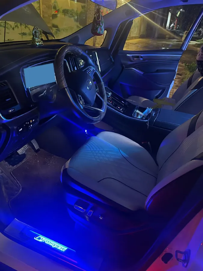 2021 GAC Trumpchi M8 2.0T 252HP L4 8AT,autocango,china used car exporter,china ev exporter,chinese used car exporter,chinese used ev exporter