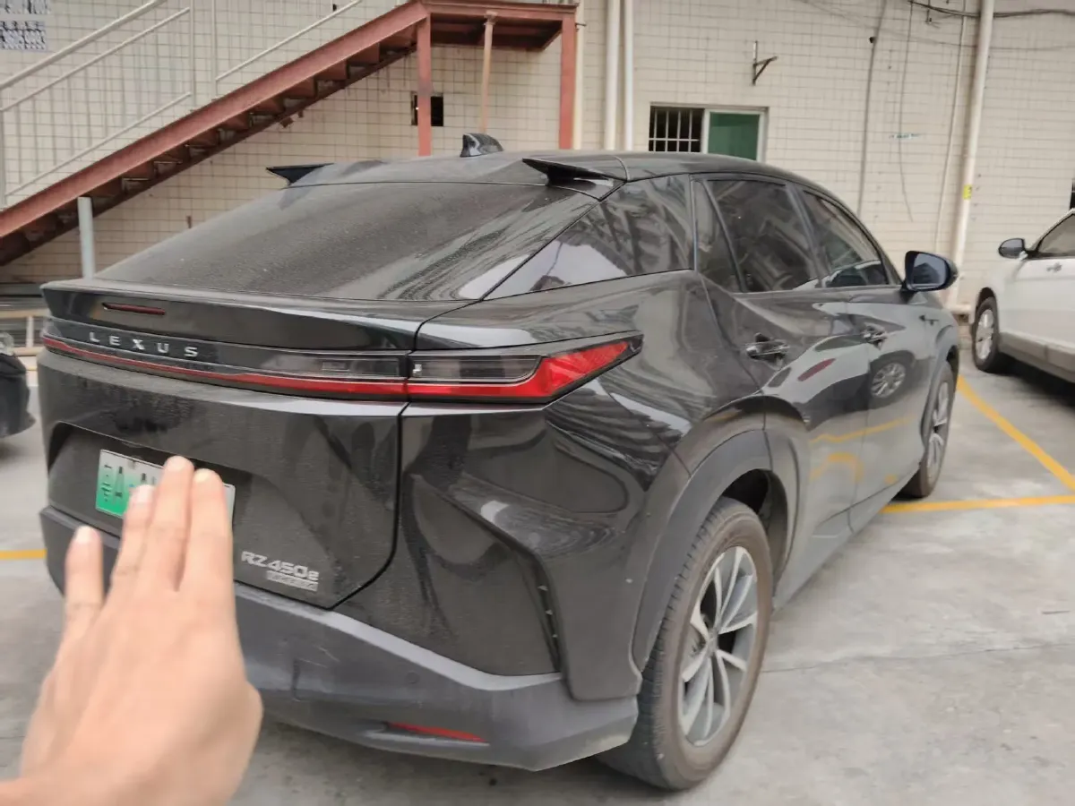 2023 Lexus RZ BEV 66KWH,autocango,china used car exporter,china ev exporter,chinese used car exporter,chinese used ev exporter