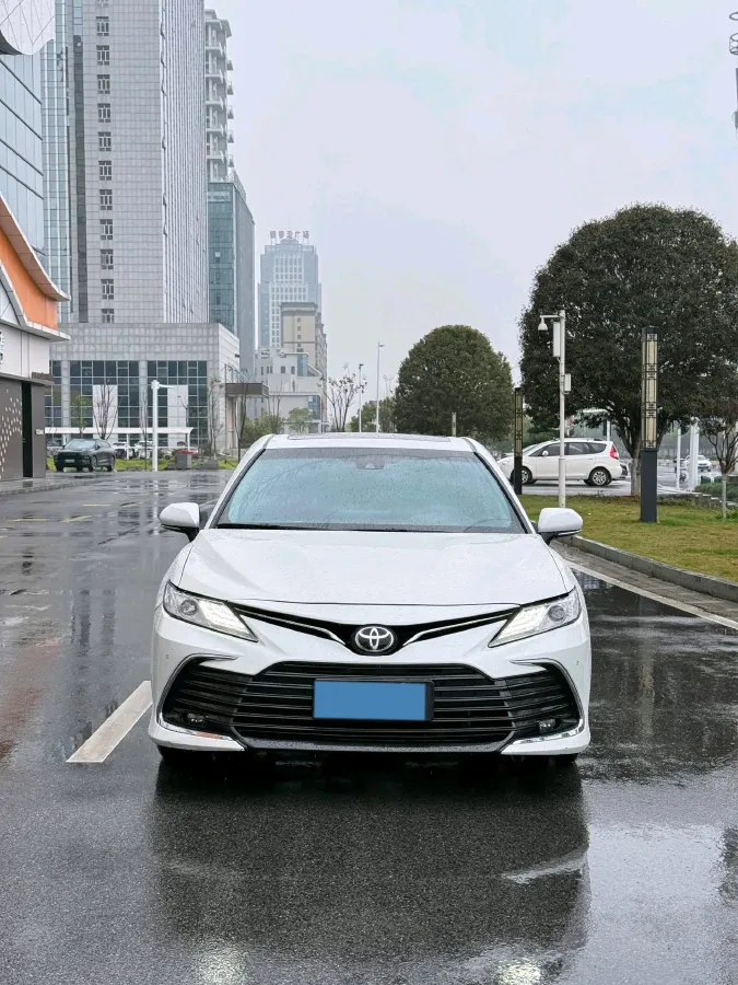 2023 Toyota Camry 2.0L 177HP L4 CVT,autocango,china used car exporter,china ev exporter,chinese used car exporter,chinese used ev exporter